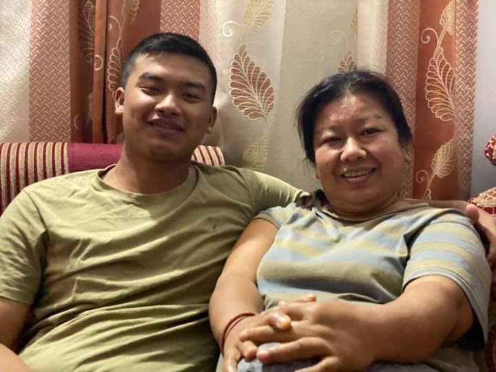 कुशल मल्लकी आमा भन्छिन्– साग केलाउँदै छोराको खेल हेरेँ, देशको नाम राख्यो निकै खुसी छु